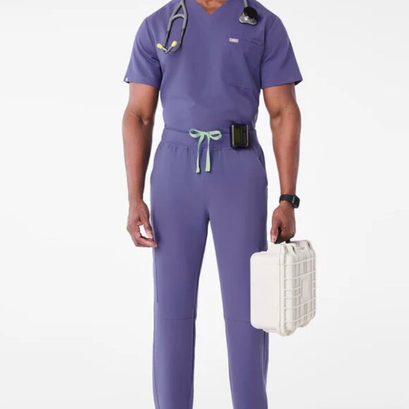 FIGS Leon Top and Axim Pants Scrub Set - Wayfarer (BRAND NEW) (LIMITED COLOR) - Picture 3 of 3
